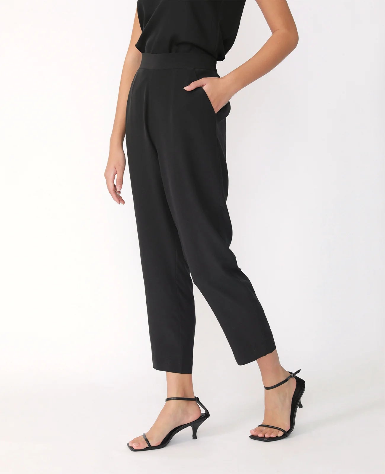Silk Signature Ankle Pant