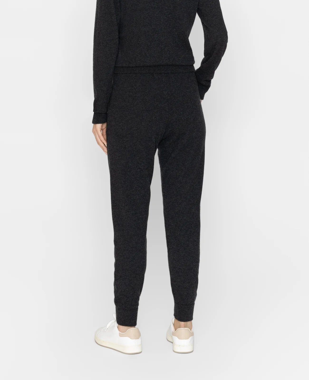 Cashmere Joggers