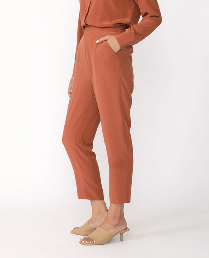 Silk Signature Ankle Pant