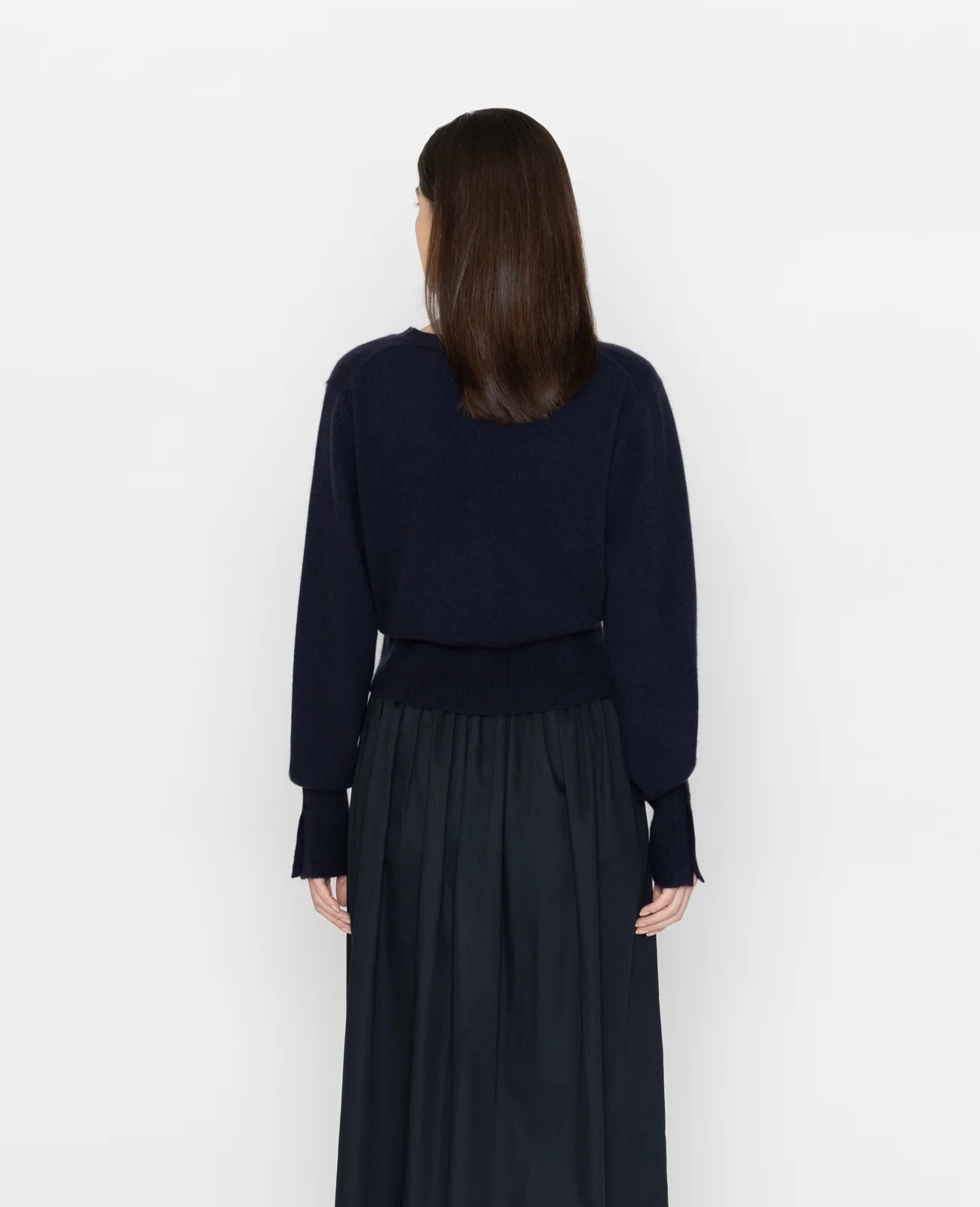 Cashmere V-Neck Cropped Cardigan
